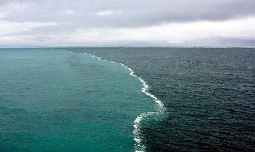 Barrier in ocean
